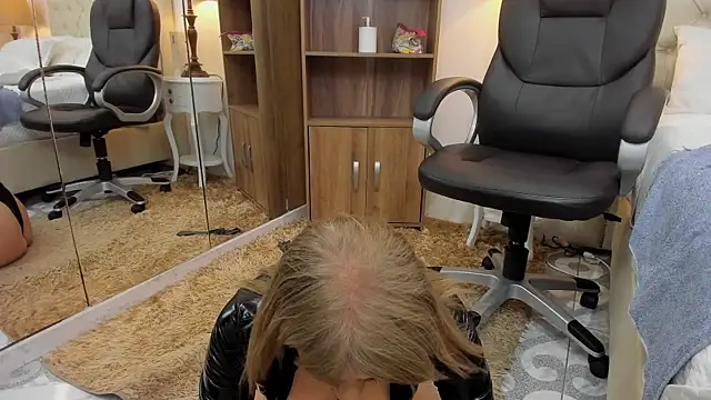 alana_johnson_0 webcam