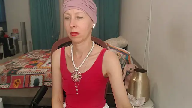LuxuryNika webcam