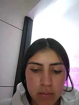 MishRaven webcam