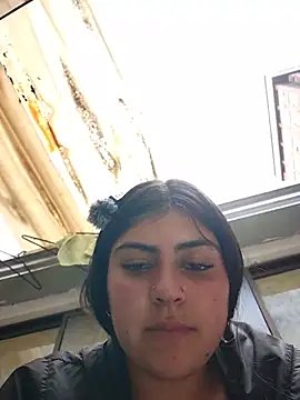 MishRaven webcam