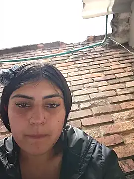 MishRaven webcam