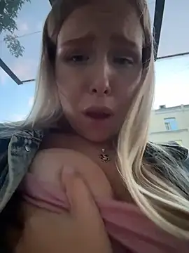 Liza_risky 🤥 online naked stream