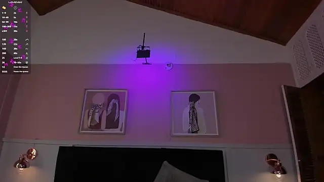 elodie_walker webcam
