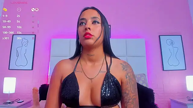 charlotte_kisss webcam
