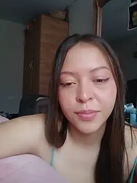 Clara_Belle webcam