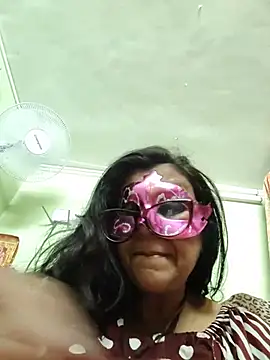 LOVE__RANI webcam