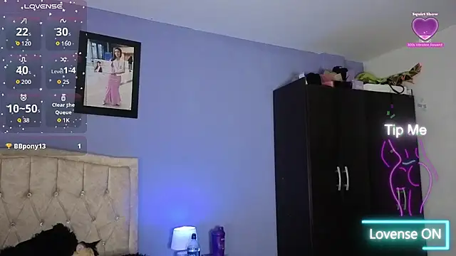 stephania_t webcam