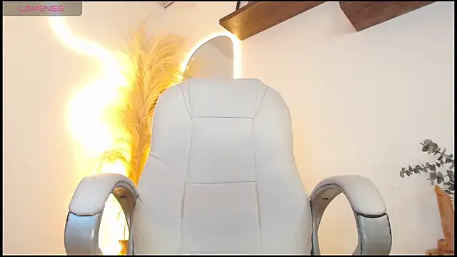 Sofi_BBW webcam