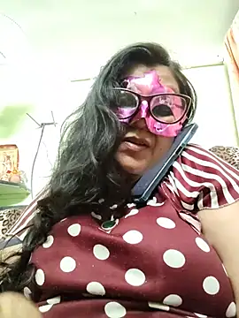 LOVE__RANI webcam