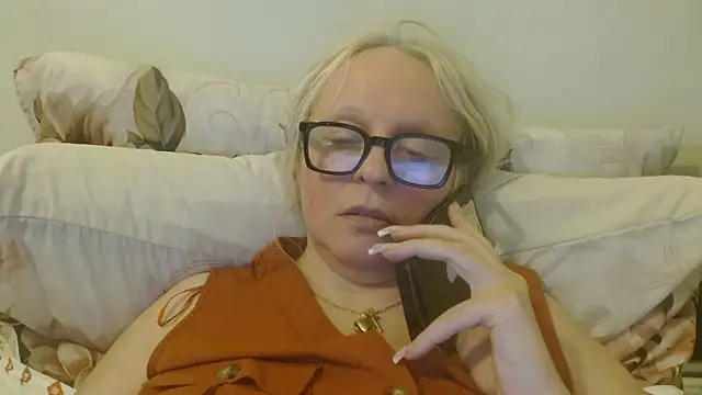 martachatte live cam on StripChat