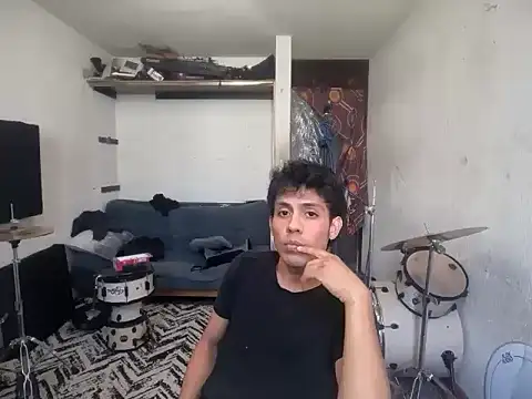 luiscachondito99 webcam
