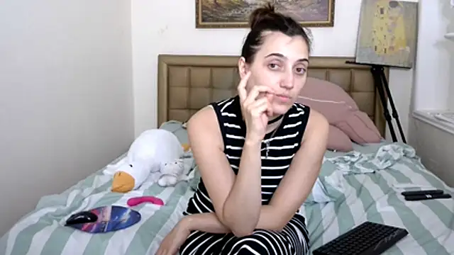 Iren 😅 free nude webcam