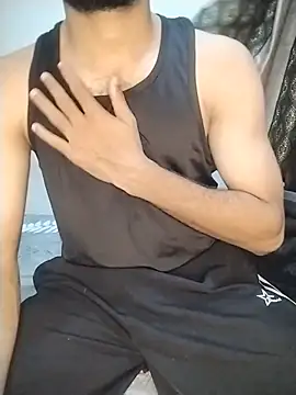 Mr_Hotyy webcam