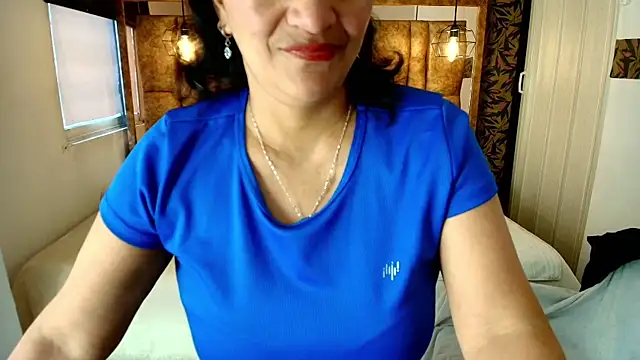 MarilynMiilf_ live cam on StripChat