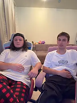 desiredude9 webcam