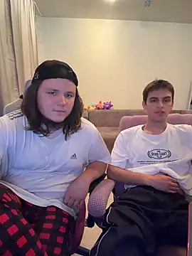 desiredude9 webcam