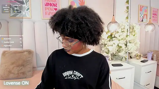 Megan__Hart_ webcam