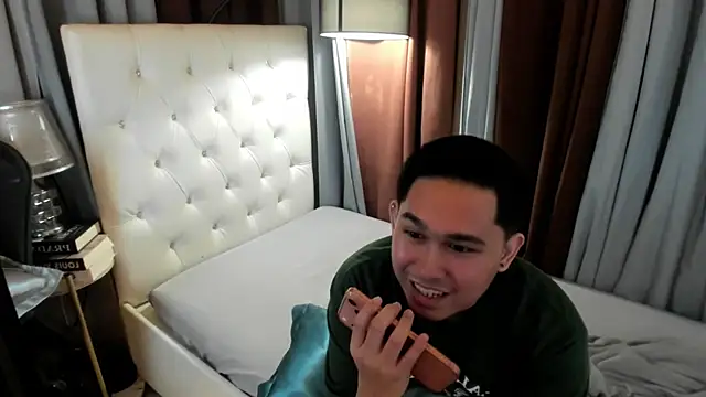 davincihugecock webcam
