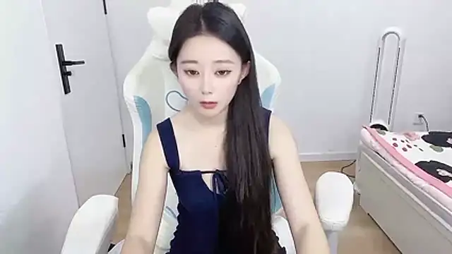 -qingqing live cam on StripChat