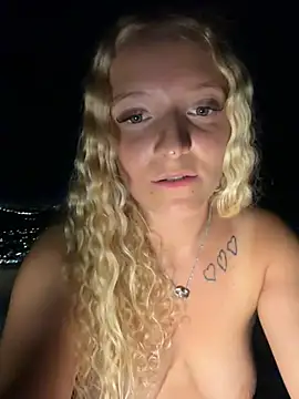 Sophie_cute06 live sex cam