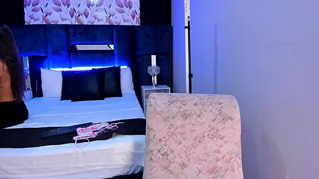 AmmyJones_ webcam