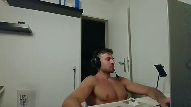 alpha-hunk webcam