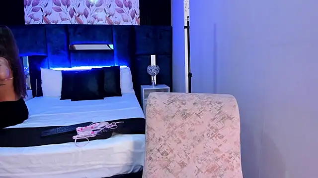 AmmyJones_ webcam