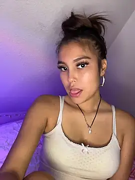 lillytiller webcam