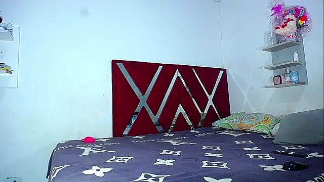 DanisaBrown webcam