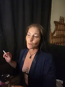 GODDESSTIAMAT webcam