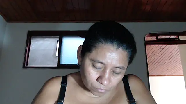 adrixxx38 webcam