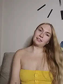 KisaVixen live cam on StripChat