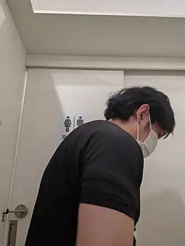 RYOTA8888888888 Live Webcam on Stripchat