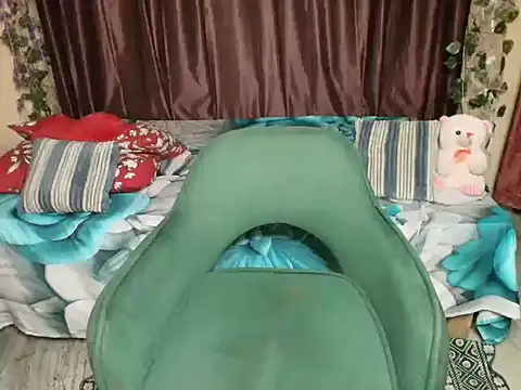 Hot-kavya webcam