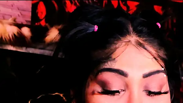 indian_dreamgirl webcam