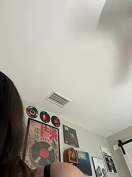 lilbbyily ✡ naked chat