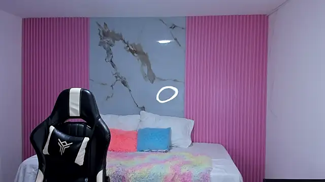 lia_16 (F young) - Naked