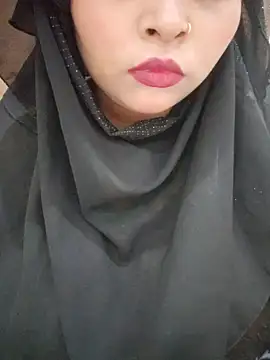 lovely_ayesha- (F young) - Full bode oli show