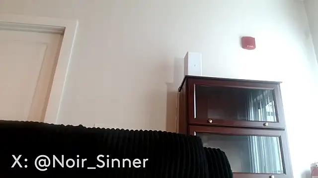 sinnernoir (M mature) - naked