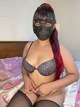 Ariana__Marie webcam