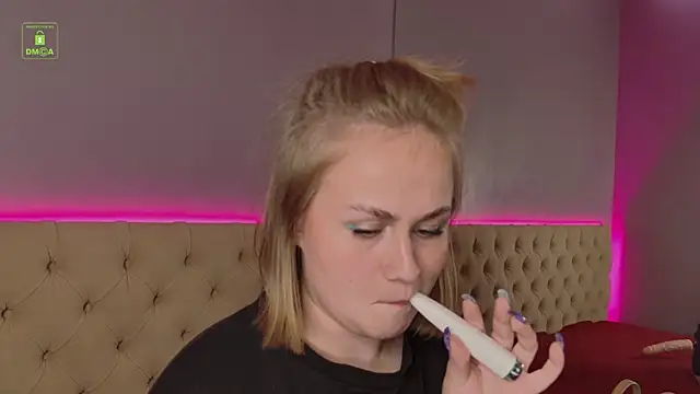 stacy_moorex - Stacy_moorex's free webcam - UK Sex Cams
