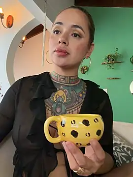 yandracelisofficial webcam