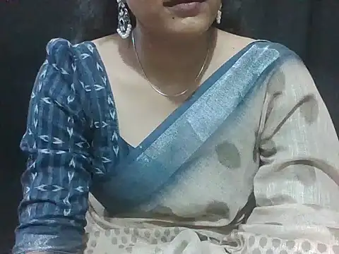 Thilothama_Vaishu live cam on StripChat