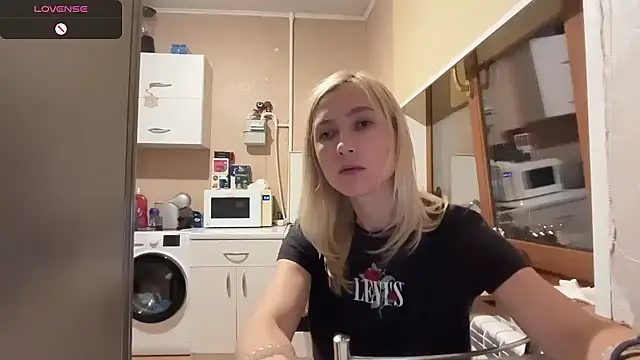 AngelJeni live cam on StripChat