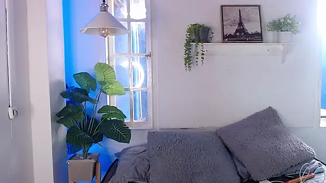 emma_cut3_ webcam