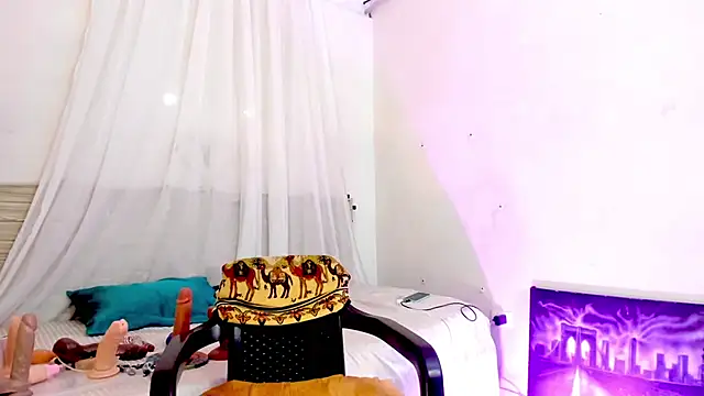 lilahSweet webcam