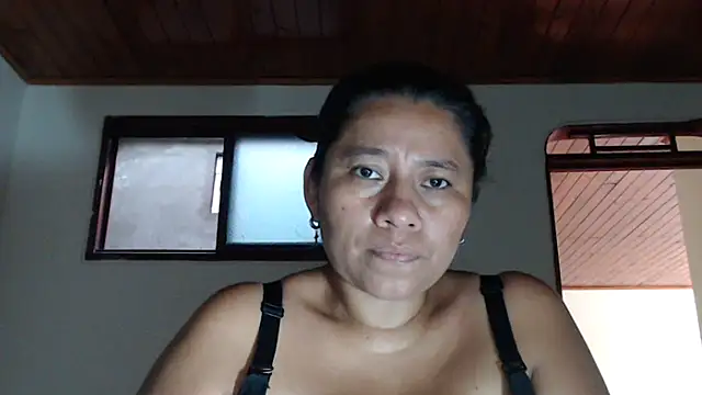 adrixxx38 webcam