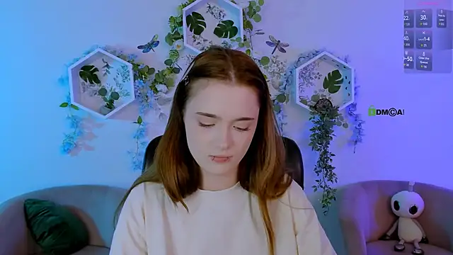 liana_kisses webcam