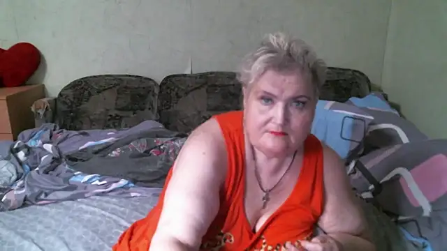 Lana555 live cam on StripChat