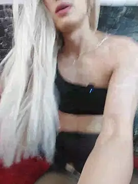 crislingery_dolli webcam